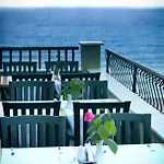 فندق Big Blue Sky 4*