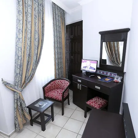 Big Blue Sky アランヤ