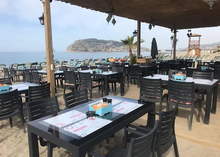 מלון Big Blue Sky 4*