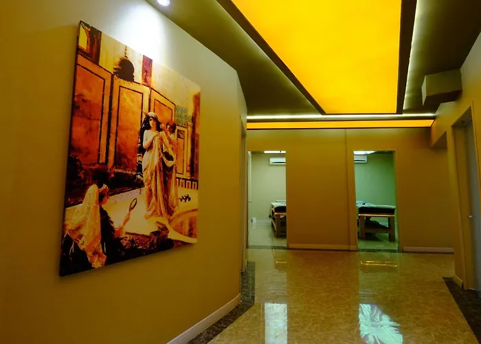 מלון Big Blue Sky אלאניה