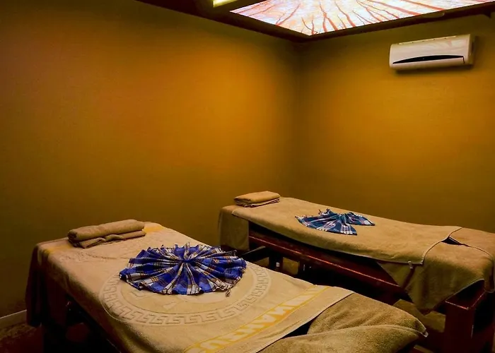 מלון Big Blue Sky