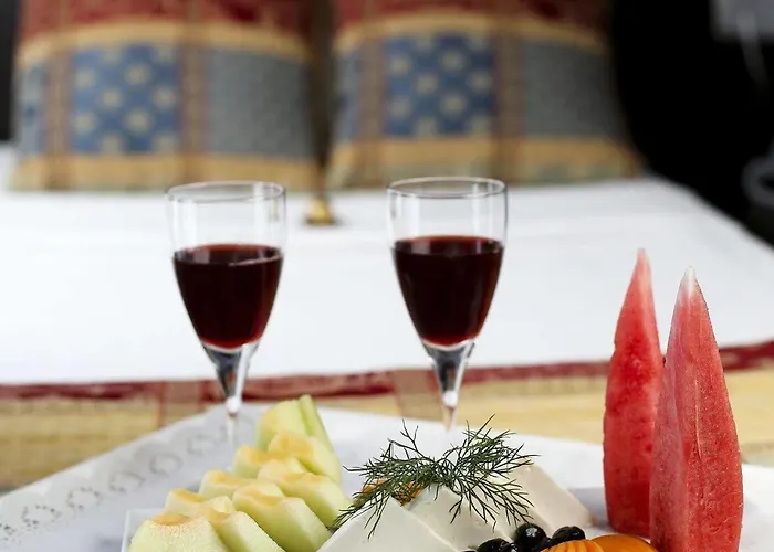 Big Blue Sky מלון אלאניה